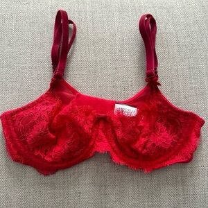 Victoria’s Secret bra